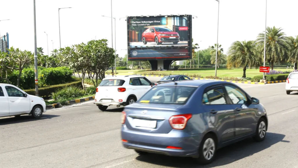 Arrival Road Hoardings